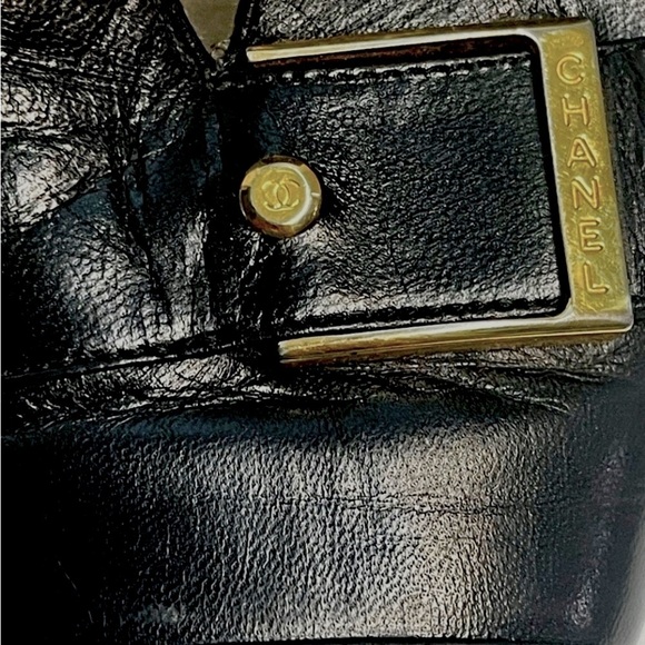 Vintage CHANEL Mules Shoes with Buckle and CC Logo Size 38 - Picture 6 of 7